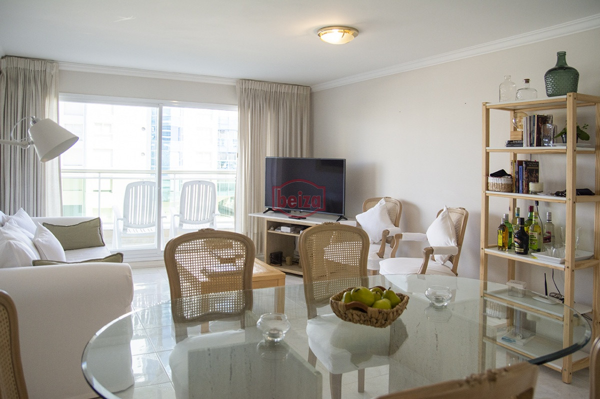 Apartamento ID.165451/apartamento-en-venta-y-alquiler-en-playa-mansa - Departamento de 3 dormitorios en Punta del Este