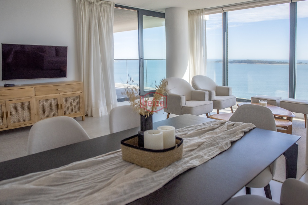 Apartamento ID.166725/Penthouse-en-VENTA,-3-dormitorios-en-suite- -Dependencia,-vista-180°. - VENETIAN, PRIMERA FILA PLAYA MANSA , PUNTA DEL ESTE, FRENTE AL MAR