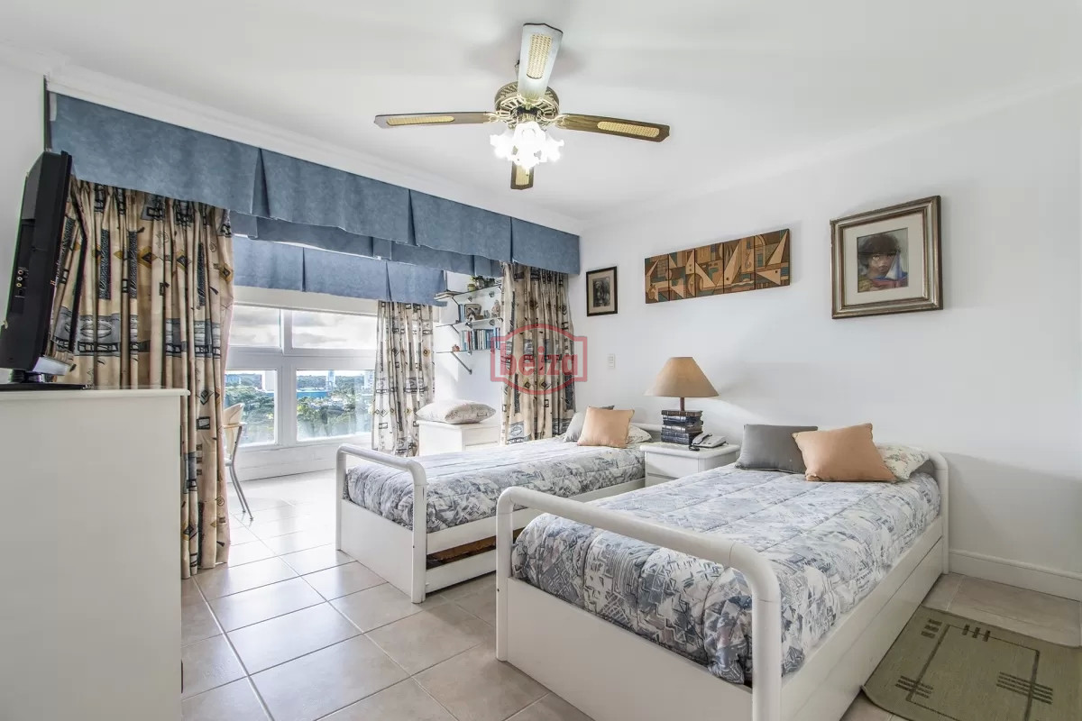 Apartamento ID.166150/Imperiale-II--3-dormitorios-en-suite(planta-central) - Vende excelente departamento 3 dormitorios en Tunquelen , Playa Mansa, Punta del este