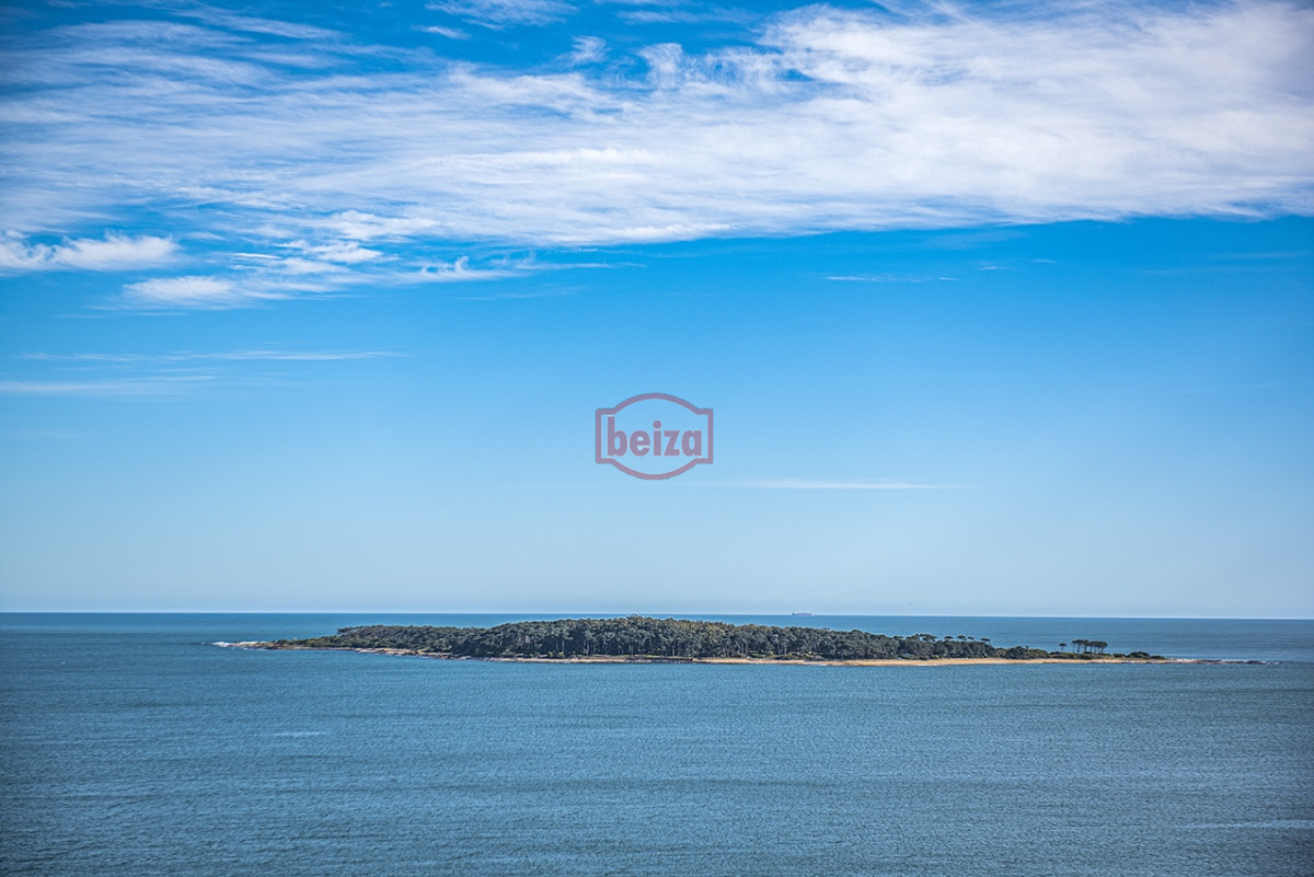 Apartamento ID.166725/Penthouse-en-VENTA,-3-dormitorios-en-suite- -Dependencia,-vista-180°. - VENETIAN, PRIMERA FILA PLAYA MANSA , PUNTA DEL ESTE, FRENTE AL MAR