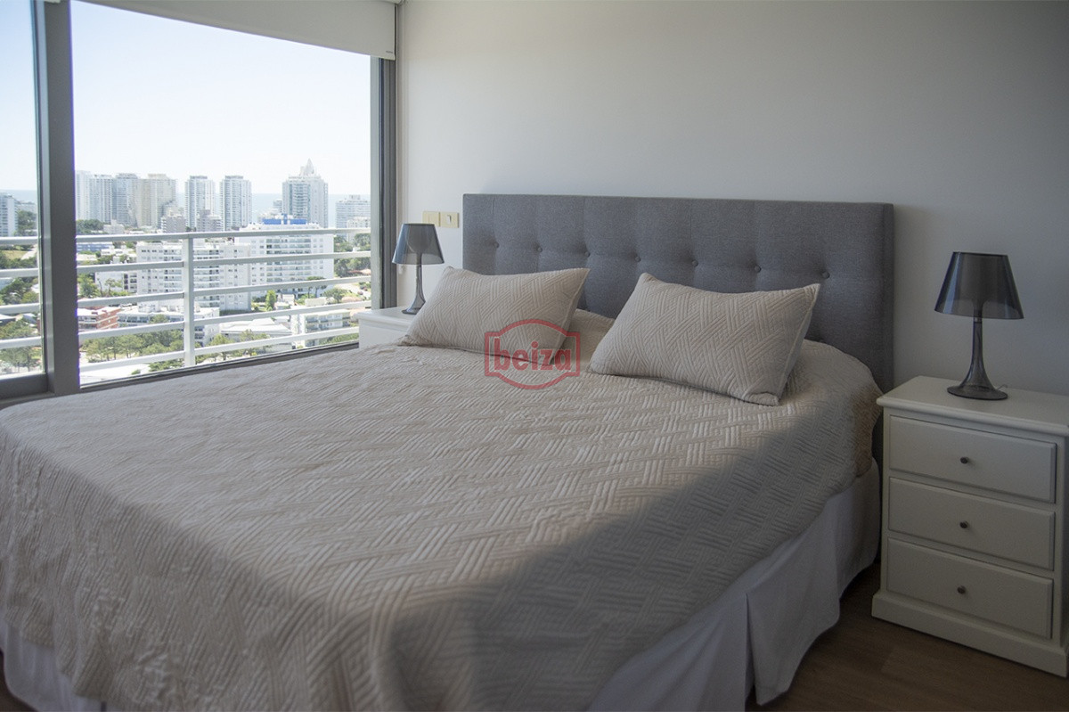 Apartamento ID.166401/En-venta,-departamento-en-primera-linea-de-playa-brava - Venta de departamento de 2 dormitorios.