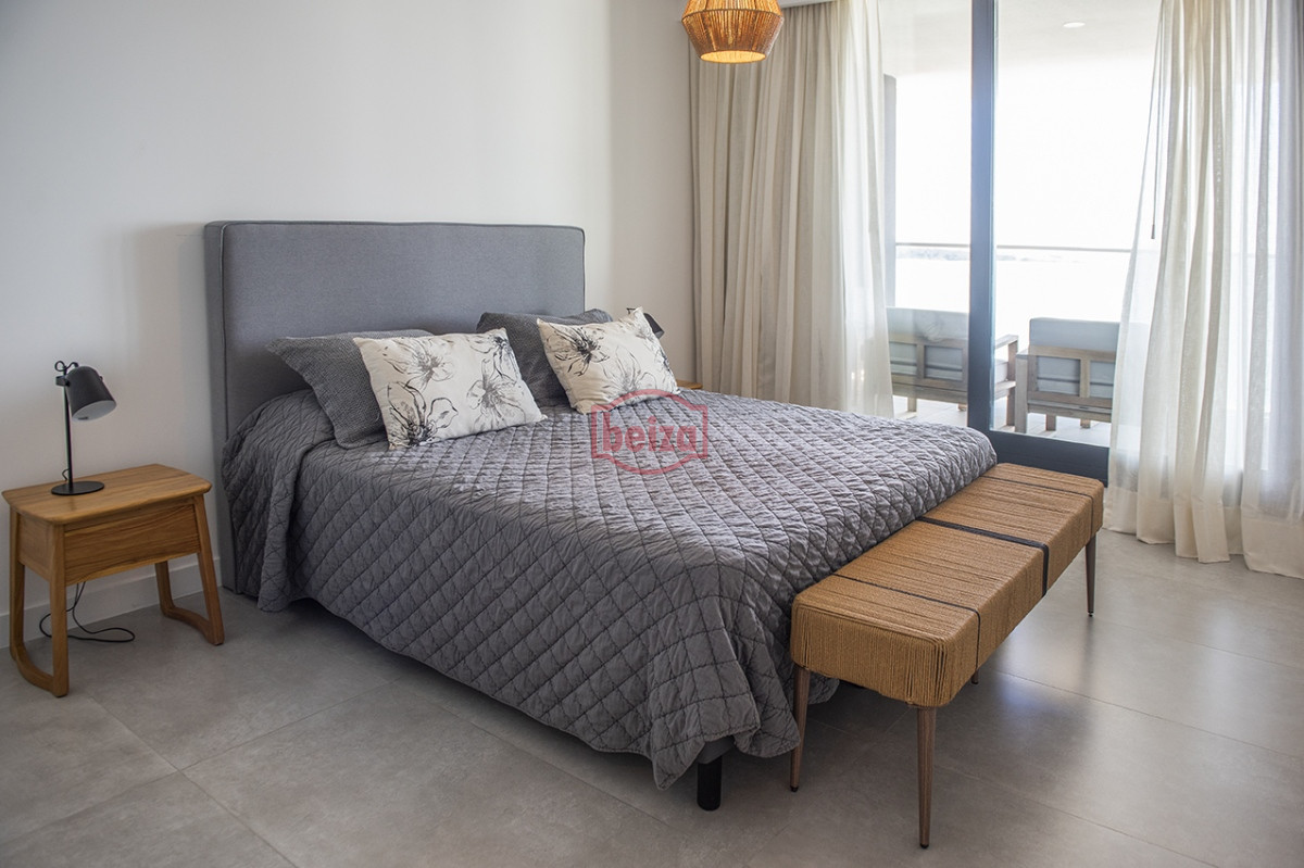 Apartamento ID.166725/Penthouse-en-VENTA,-3-dormitorios-en-suite- -Dependencia,-vista-180°. - VENETIAN, PRIMERA FILA PLAYA MANSA , PUNTA DEL ESTE, FRENTE AL MAR