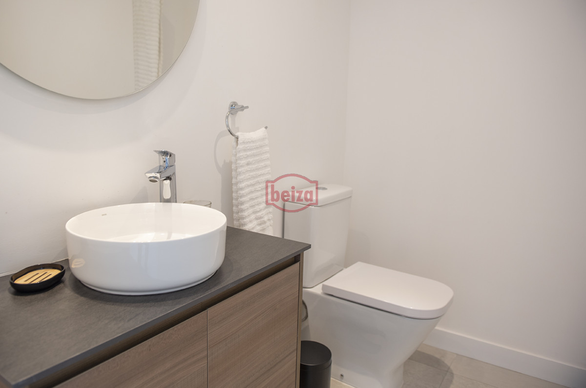 Apartamento ID.166725/Penthouse-en-VENTA,-3-dormitorios-en-suite- -Dependencia,-vista-180°. - VENETIAN, PRIMERA FILA PLAYA MANSA , PUNTA DEL ESTE, FRENTE AL MAR