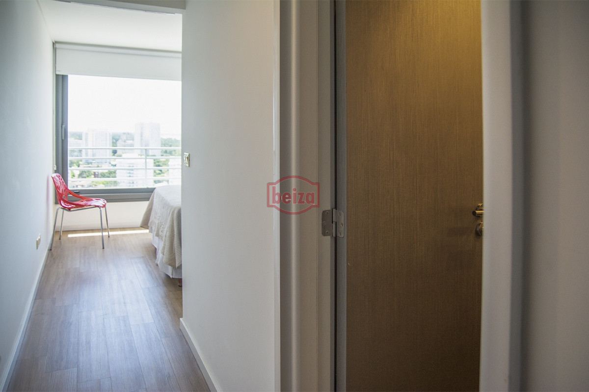 Apartamento ID.166401/En-venta,-departamento-en-primera-linea-de-playa-brava - Venta de departamento de 2 dormitorios.