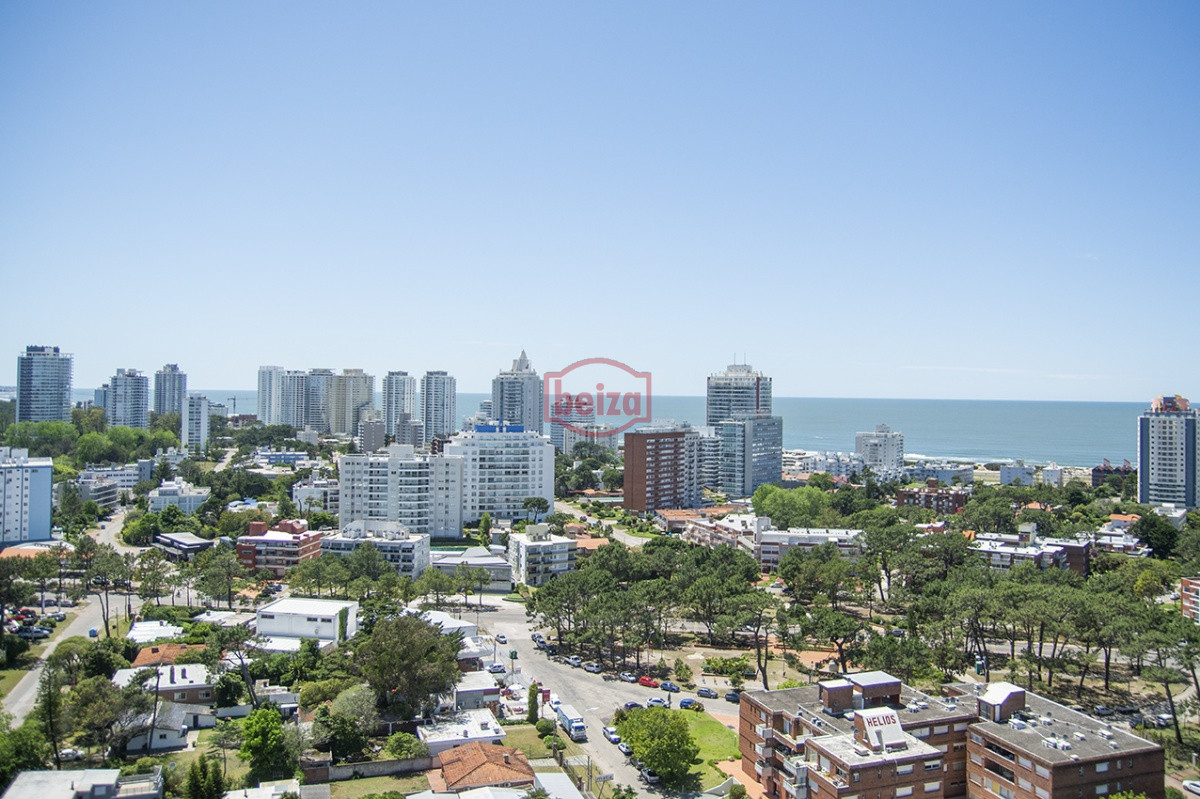Apartamento ID.166401/En-venta,-departamento-en-primera-linea-de-playa-brava - Venta de departamento de 2 dormitorios.