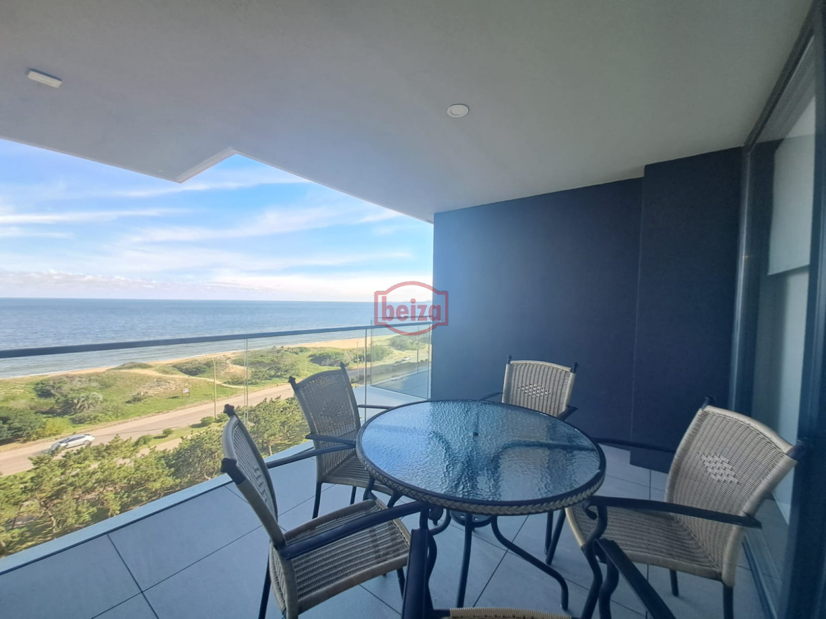 Apartamento ID.166724/Venta-de-Penthouse-3-DORMITORIOS-con-vista-al-mar - Gran oportunidad, departamento frente al mar con vista a la bahia en venta. Torre Venetian.