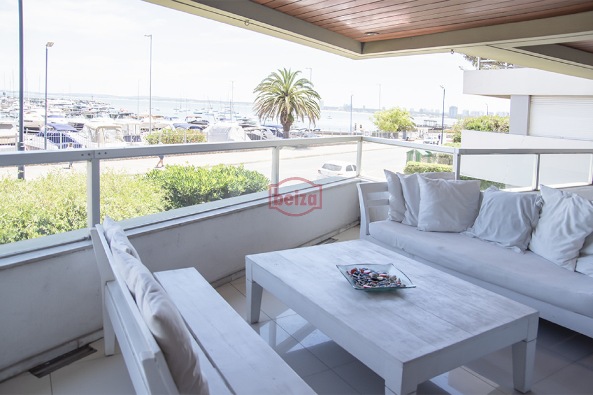 Apartamento ID.165272/Oportunidad-imperdible,-hermoso-departamento-de-2-dormitorios-en-Punta-del-Este- - Gran Oportunidad de venta, en la zona del Puerto de Punta del Este.
