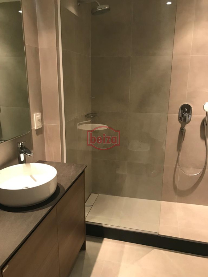 Apartamento ID.166727/Gran-oportunidad,-departamento-frente-al-mar-con-vista-a-la-bahia-en-venta.-Torre-Venetian. - Hermoso apartamento para alquiler frente al mar, Torre Venetian