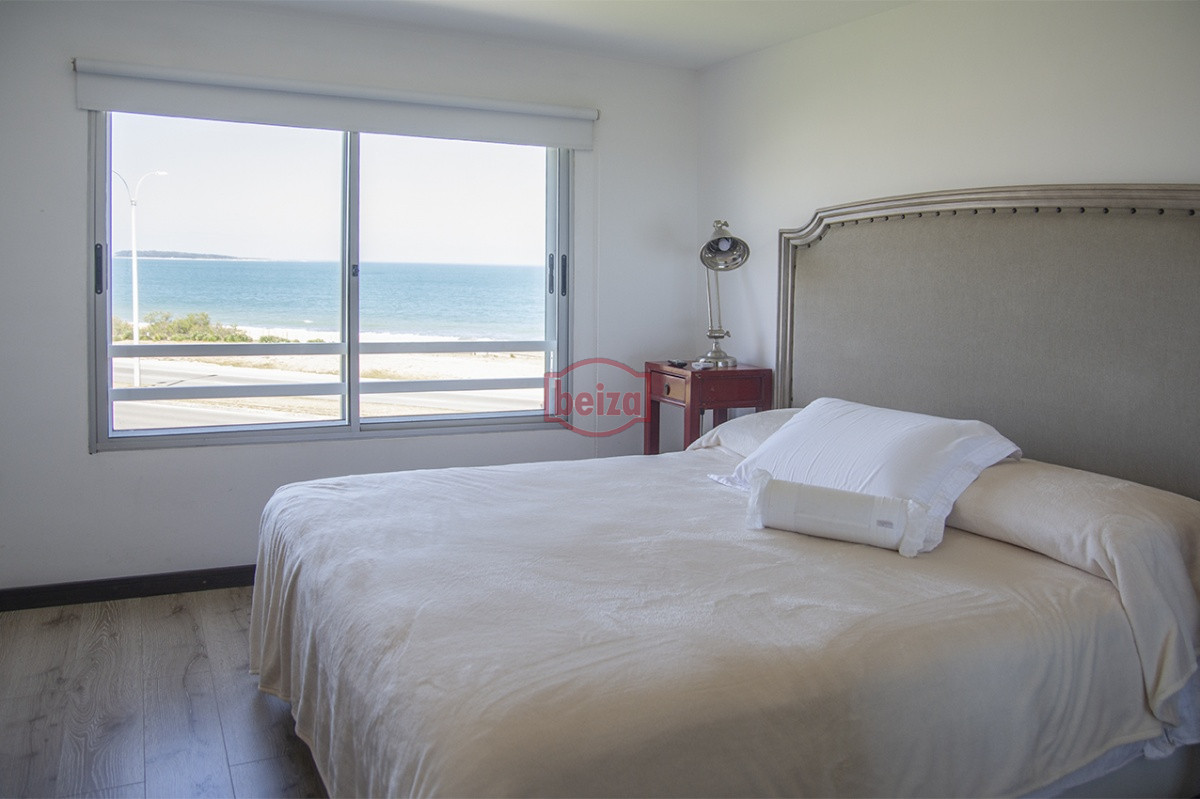 Apartamento ID.165407/Hermoso-departamento-en-playa-Brava,-edificio-Look-Brava - Espectacular departamento en Playa Mansa de 3 dormitorios frente al mar!