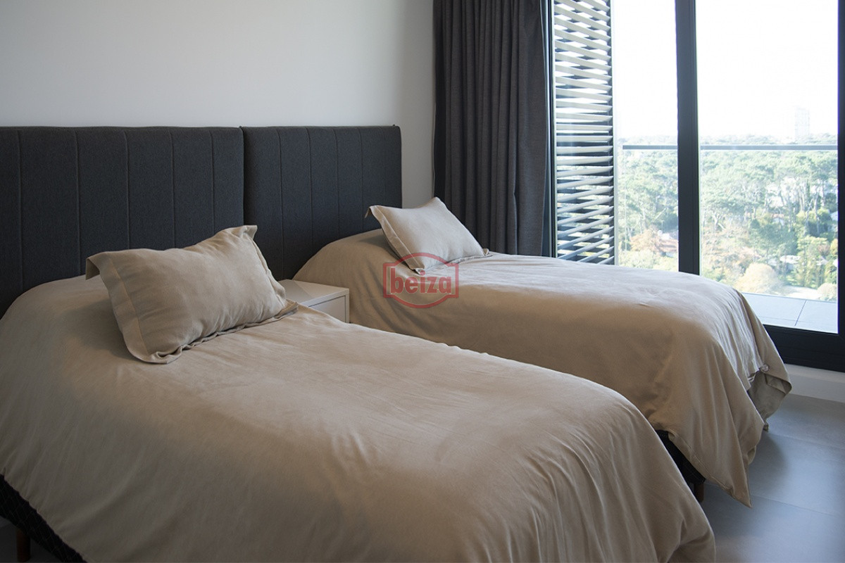 Apartamento ID.166726/VENETIAN,-PRIMERA-FILA-PLAYA-MANSA-,-PUNTA-DEL-ESTE,-FRENTE-AL-MAR - VENETIAN LUXURY RESIDENCES, PRIMERA FILA MANSA, 2 DORMITORIOS, VISTA AL MAR