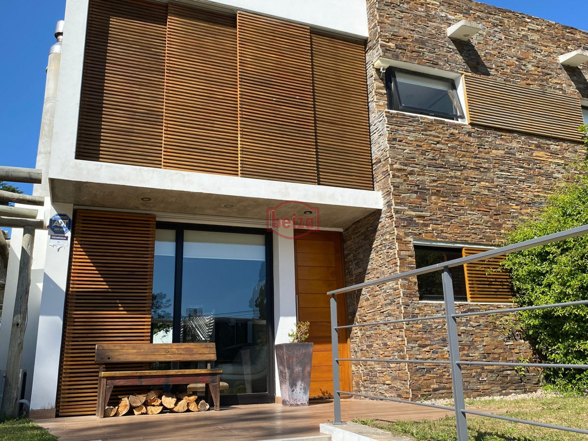 casa en venta de 4 dormitorios en zona pinares, punta del este - bza165205c