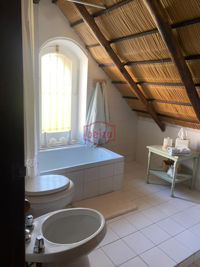 Casa ID.164933/A-estrenar.-3-Dormitorios-con-piscina.- - Excelente propiedad en venta 