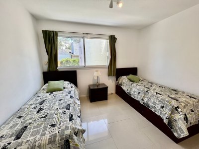 Vende Lujoso departamento de 4 suites en Brava Punta del Este - NDM20472A