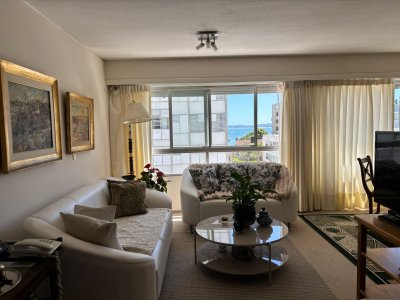 Oportunidad en la Península! Apartamento de 2 dormitorios  