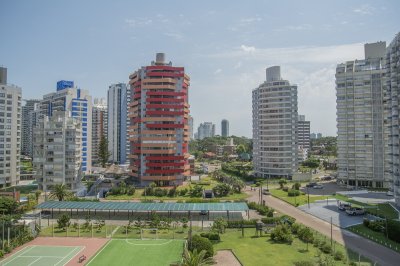 Oportunidad imperdible en primera linea a la brava, hermoso departamento. - NDM14950A