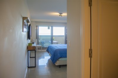 Torre Imperiale Punta Del Este, frente al mar  - NDM22862A