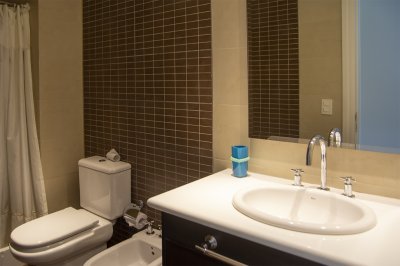 Torre Imperiale Punta Del Este, frente al mar  - NDM22862A