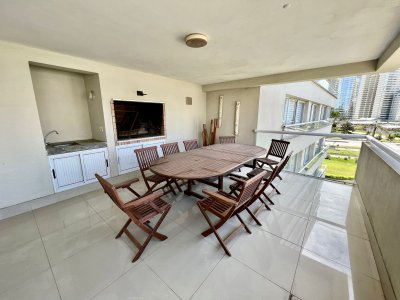 Vende Lujoso departamento de 4 suites en Brava Punta del Este - NDM20472A
