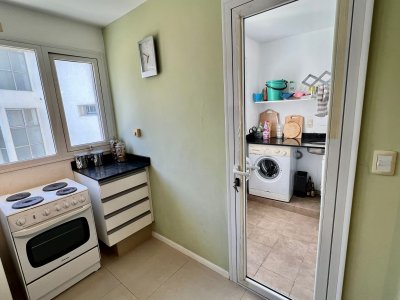 Vende Lujoso departamento de 4 suites en Brava Punta del Este - NDM20472A