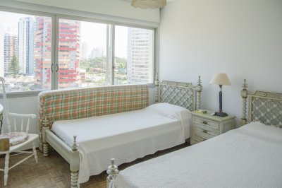 Oportunidad imperdible en primera linea a la brava, hermoso departamento. - NDM14950A