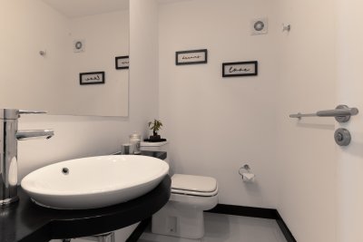 Alquila departamento de 3 dormitorios en suite en Brava- Punta del Este - NDM20201A