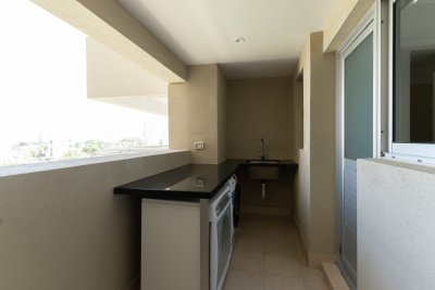 Alquila departamento de 3 dormitorios en suite en Brava- Punta del Este - NDM20201A