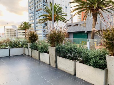 Venta Apartamento de 2 dormitorios en Península, Punta del Este