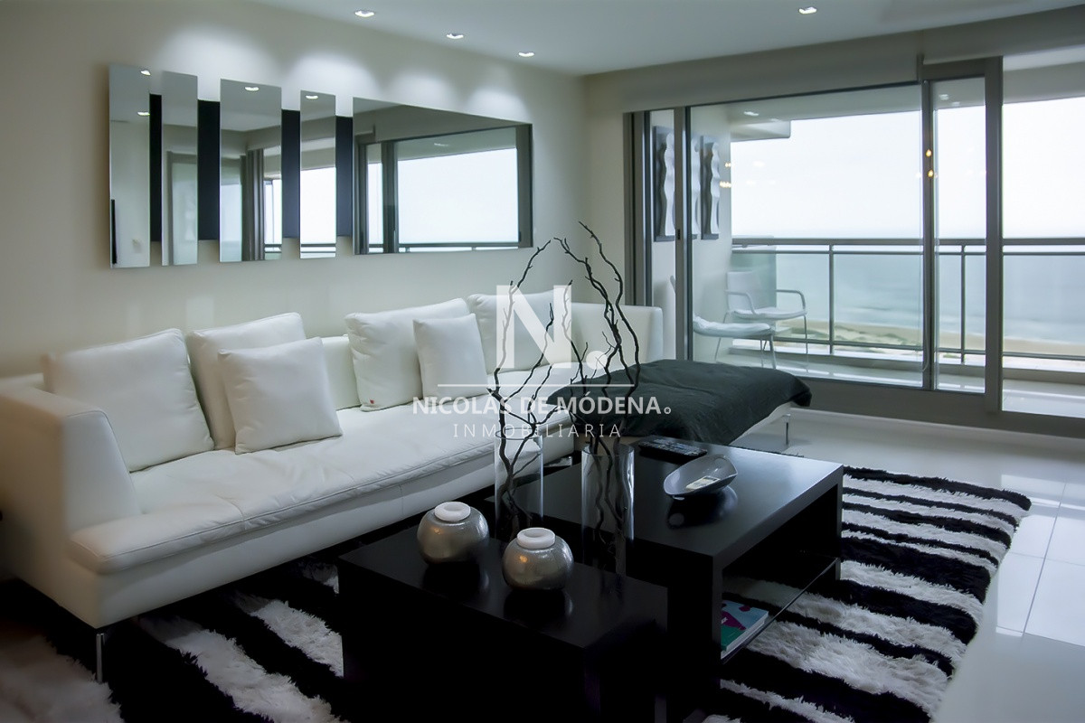 Apartamento en venta de 3 dormitorios en edificio Imperiale.