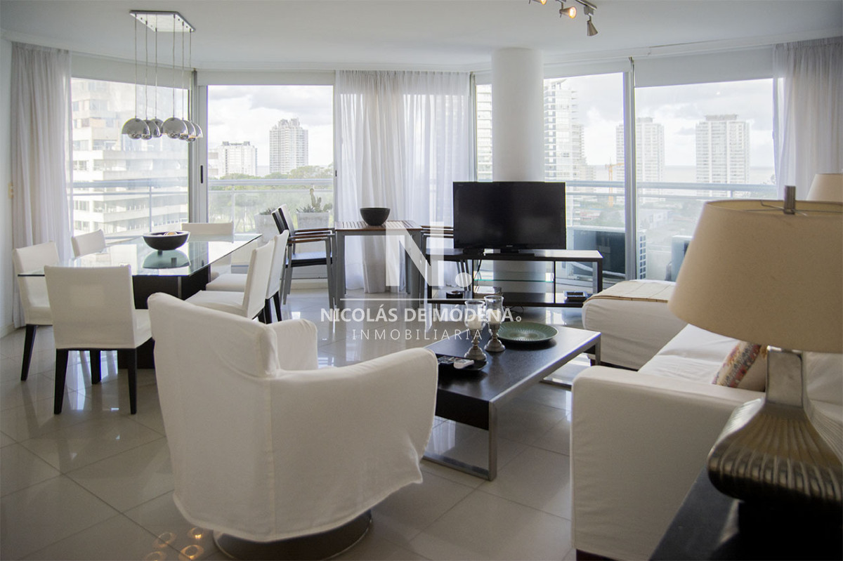 Alquila apartamento de 3 dormitorios en Roosevelt, Punta del Este - NDM20627A