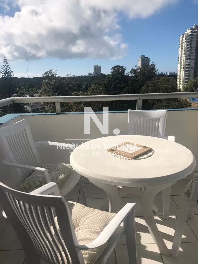 Apartamento de 1 dormitorio en Edificio Leblon , Punta del este  - NDM19215A