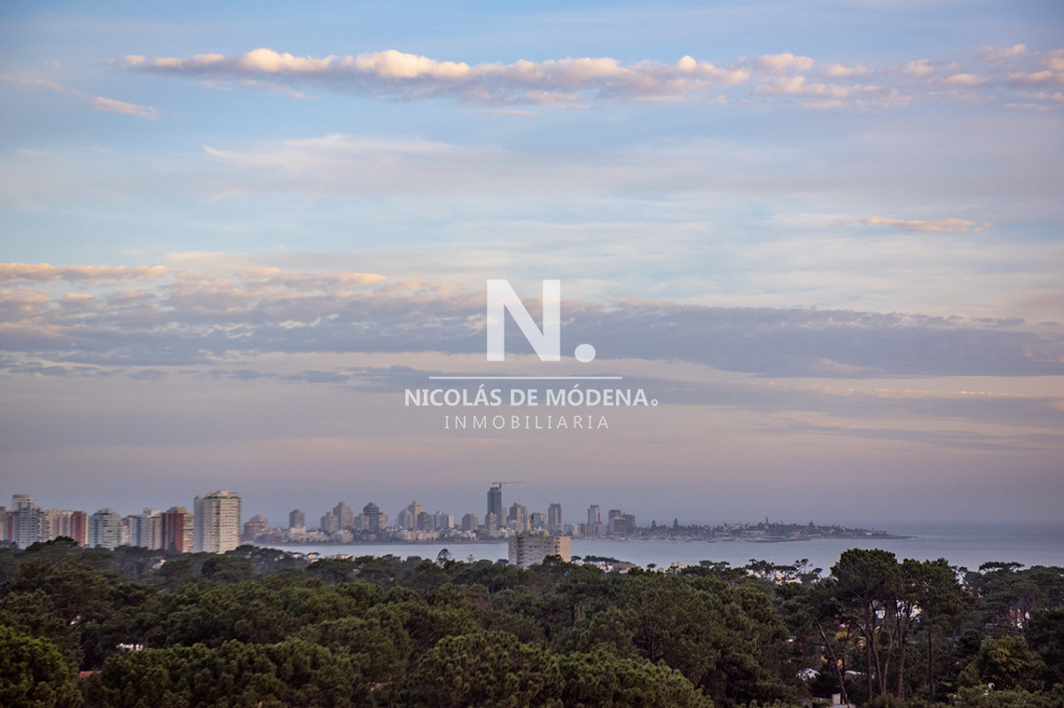 Vende apartamento de 3 dormitorios en Roosevelt  Punta del Este - NDM23512A