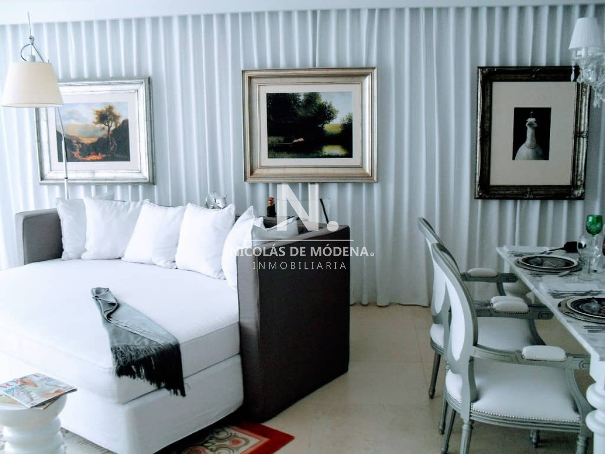 Departamento en piso alto, a la venta, en Punta del Este - NDM1881A