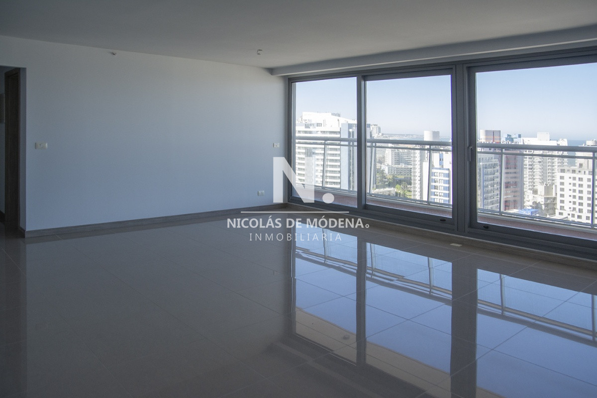 Lindo departamento con Gran Iluminación. Torre moderna a pasos del mar - NDM6598A