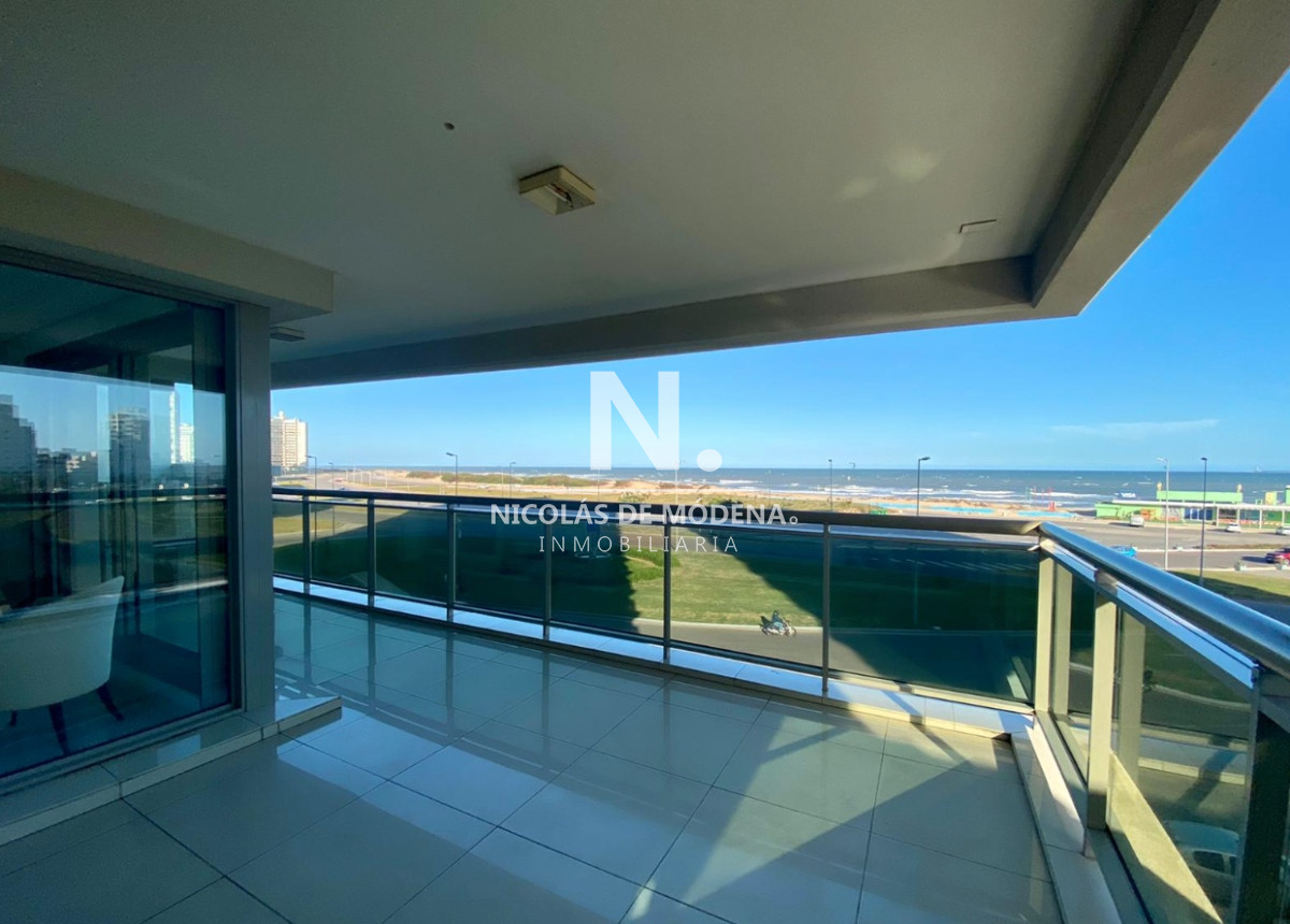 Frente al mar - NDM1814A