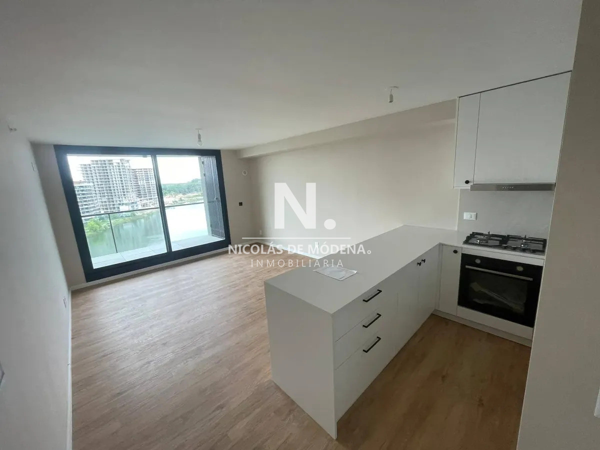 Venta Apartamento de 1 Dormitorio Con Vista al Lago en Barra de carrasco. - NDM29697A