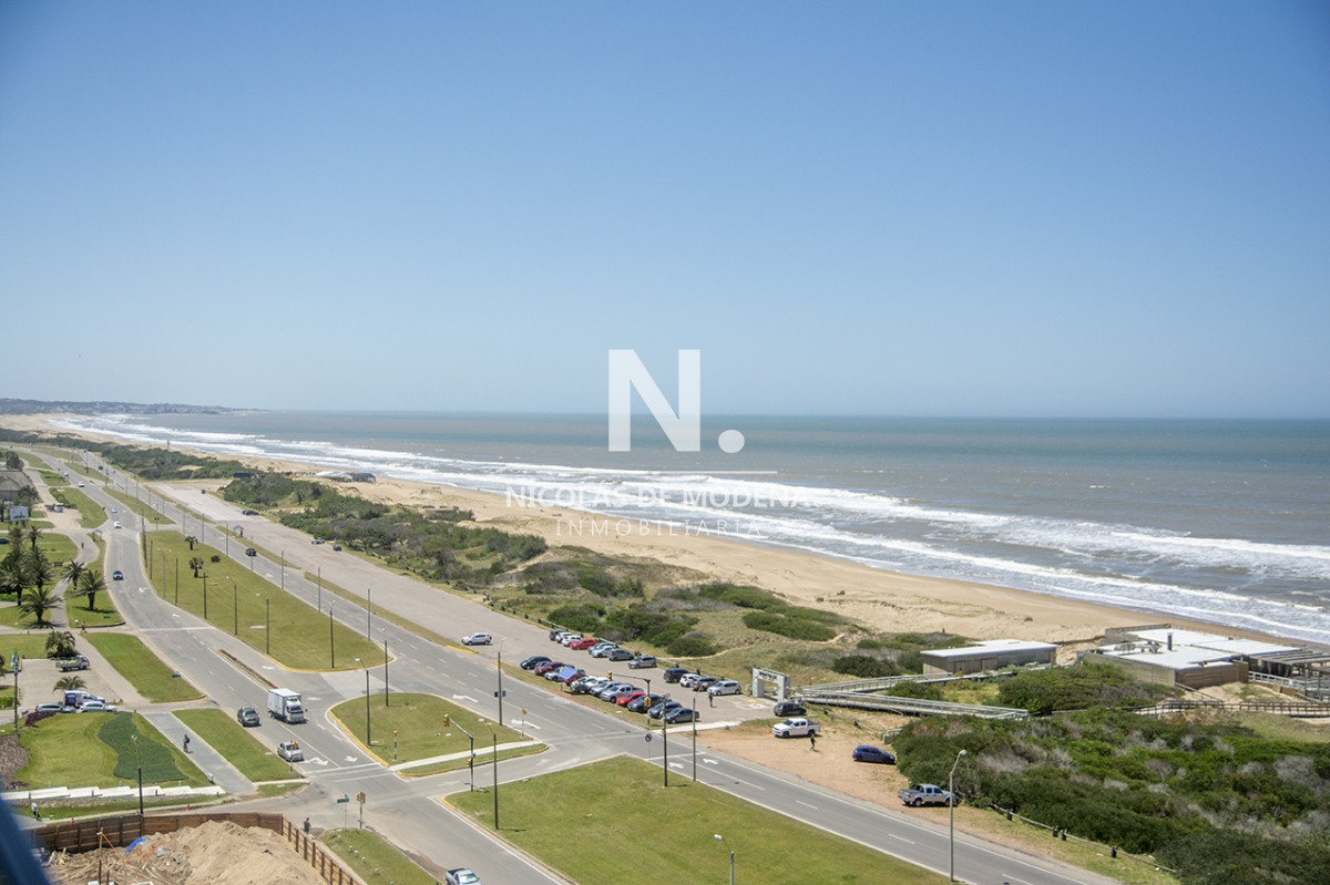 Le Parc III, departamento de 3 dormitorios en venta, Punta del Este - NDM18039A