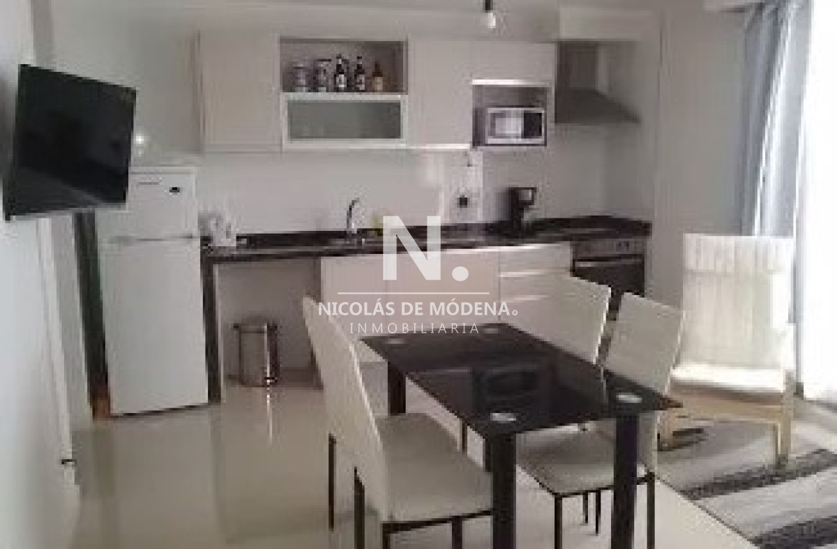 Vende apartamento en place lafayette, Punta Del Este - NDM2851A