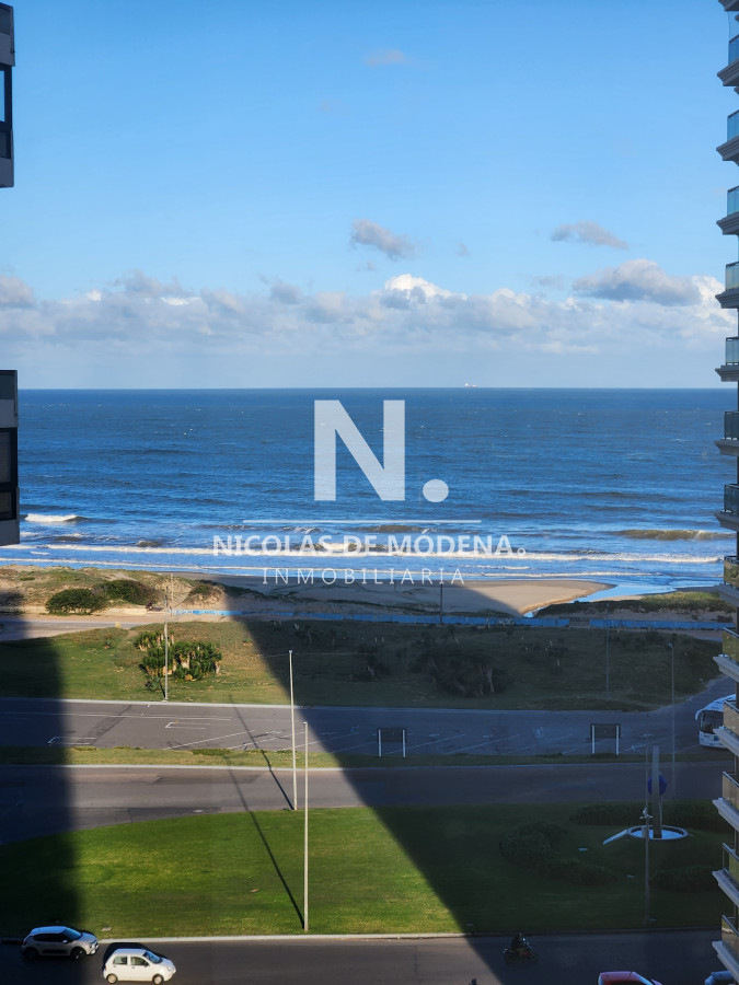 Vende apartamento en Brava, Punta del Este de 2 dormitorios.  - NDM25989A