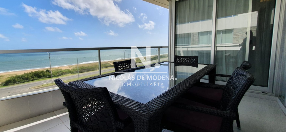 Apartamento en venta en Mansa, Punta del Este de 3 dormitorios. - NDM23669A