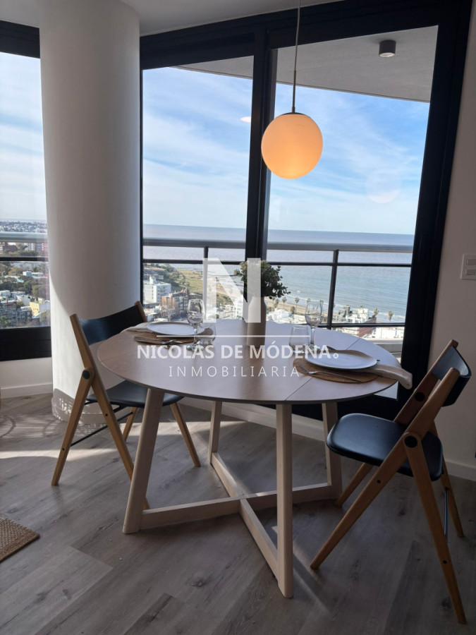 Venta Apartamento de 2 dormitorios Con Vistas Unicas en Buceo ,Montevideo. - NDM26776A