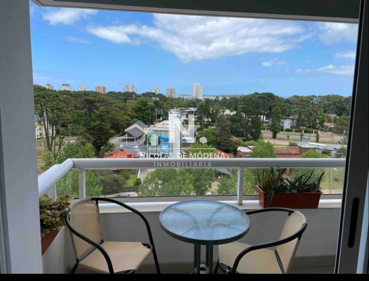 En venta apartamento de 2 dormitorios en Jardines de la Sierra, en Punta del Este - NDM27752A
