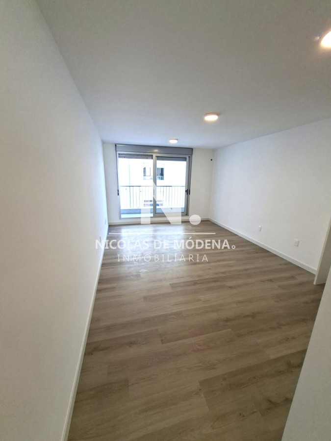 venta Apartamento de 2 dormitorios a Estrenar con Patio en Cordón - Montevideo! - NDM21771A