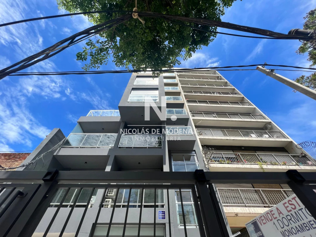 Venta Moderno Monoambiente Ubicado en Punta Carretas,Montevideo. - NDM29821A