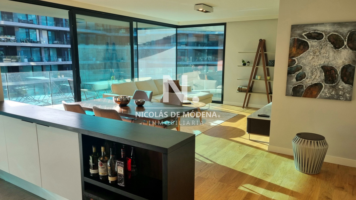 Nicolás de Módena Vende Amplio apartamento 2 dormitorios - Edificio FORUM - NDM28428A