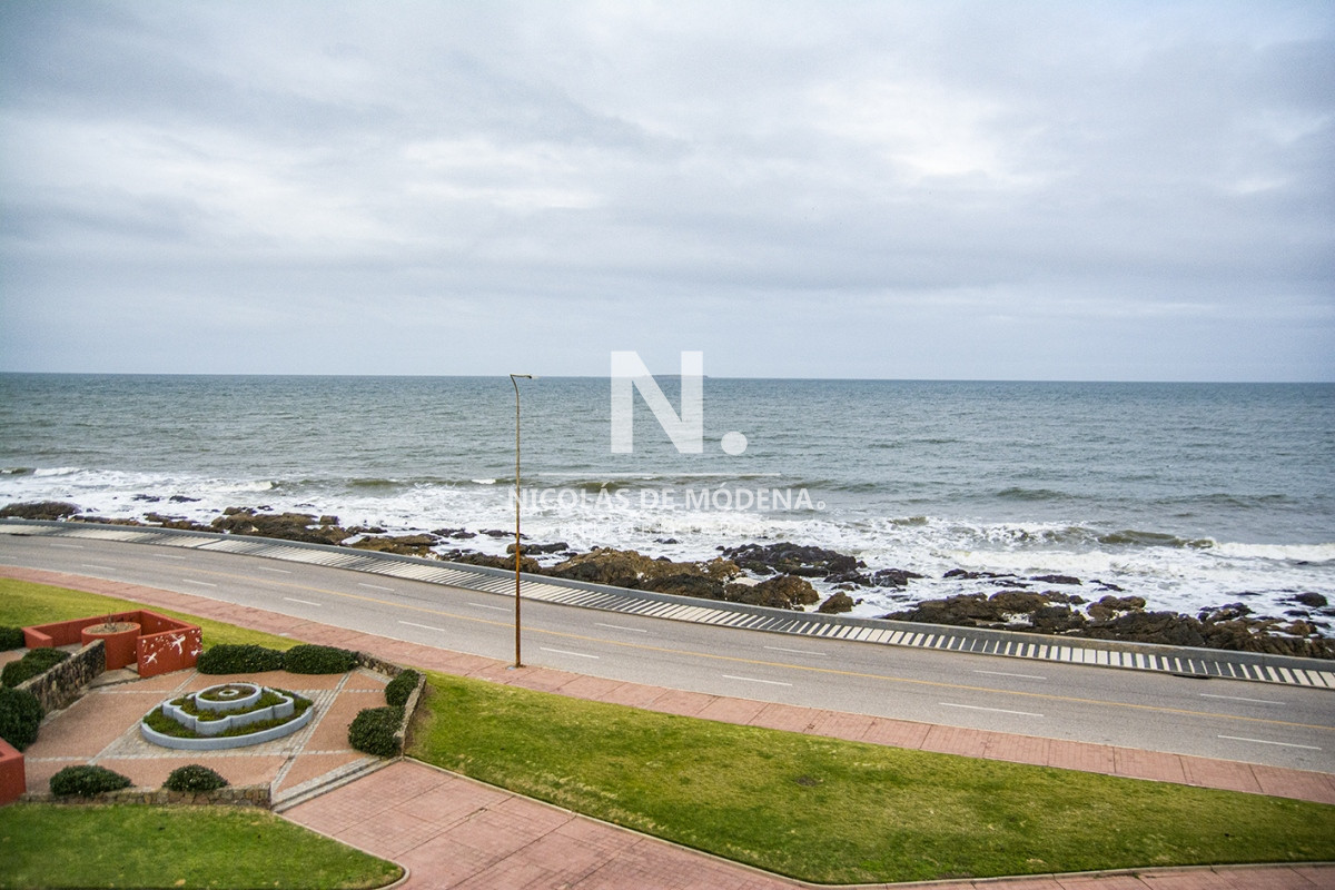 Departamento de 3 dormitorio con parrillero en alquiler de verano - NDM1733A