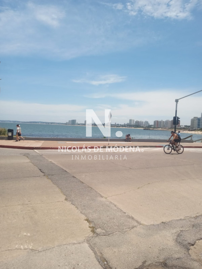 Departamento frente al mar de 3 dormitorios en venta - NDM30019A