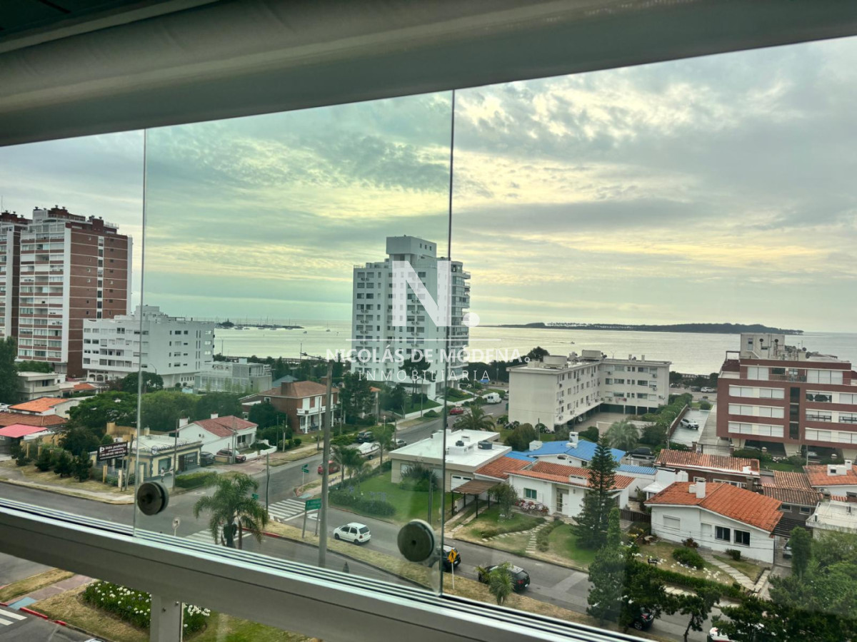 Departamento de 2 dormitorios en venta en Artower, Punta del Este - NDM19840A