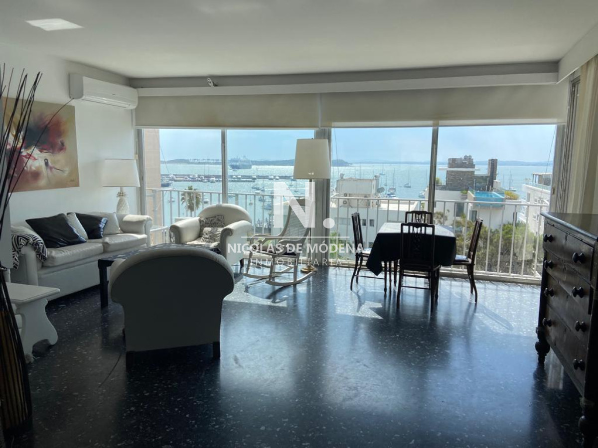Departamento en venta de 3 dormitorios en Peninsula, Punta del Este