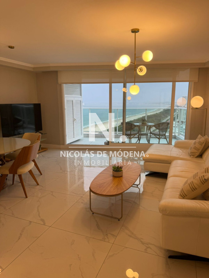 Alquila apartamento de 2 dormitorios en Mansa, Punta del Este - NDM27894A