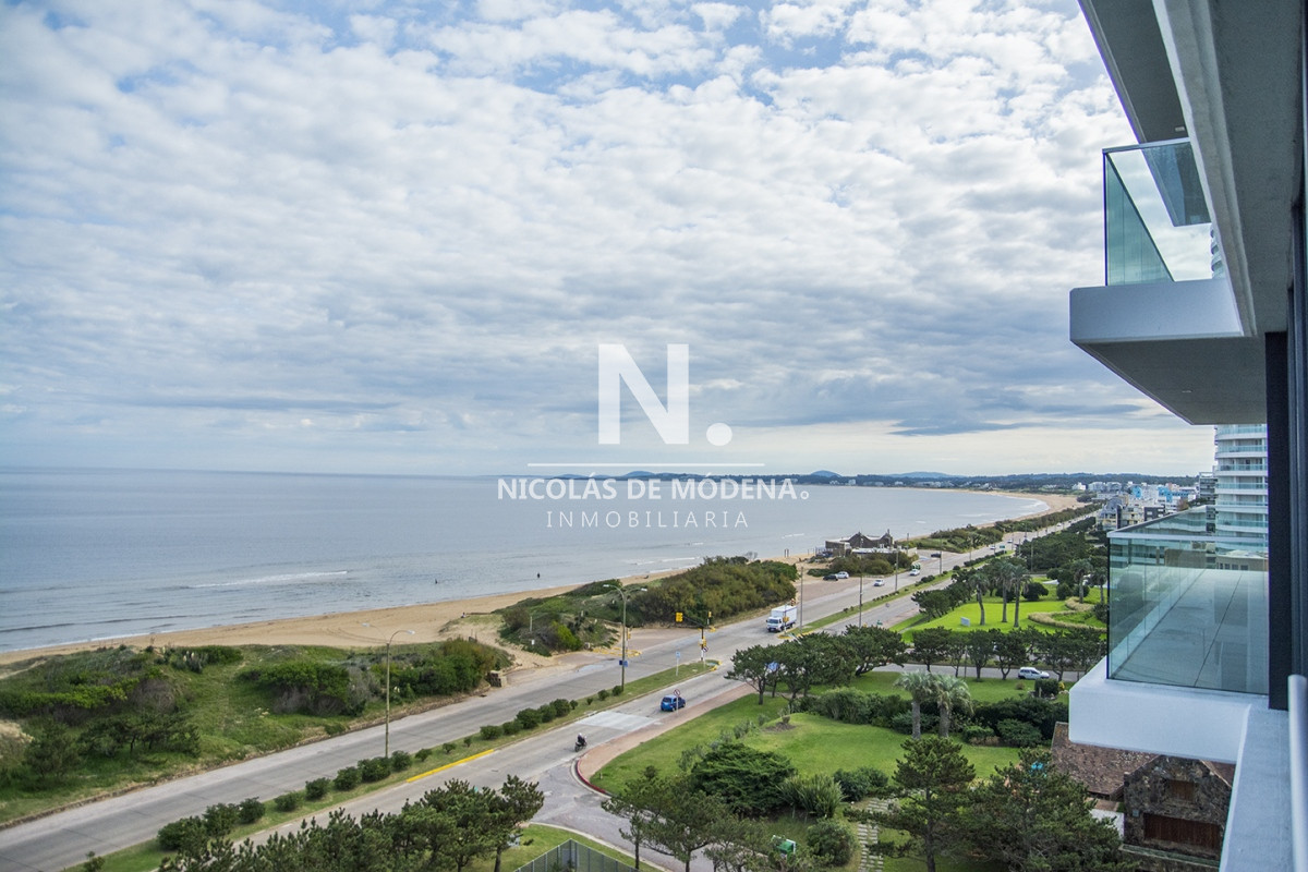 Departamento con vista al mar, en el edificio Venetian. - NDM17728A